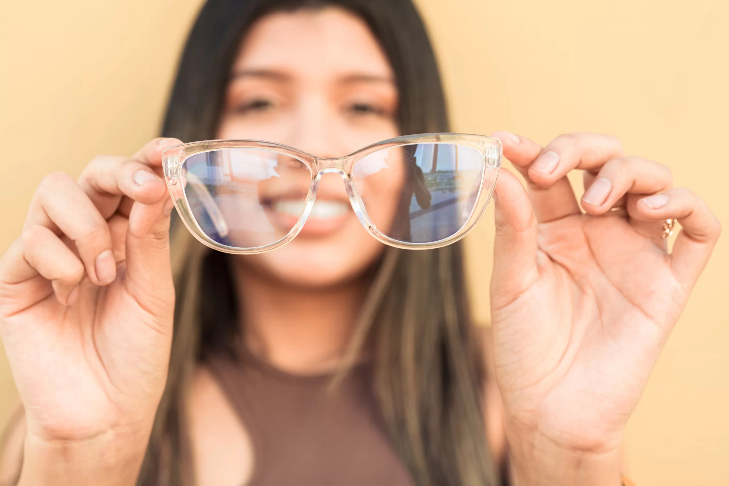 eyeglass frames, can astigmatism go away